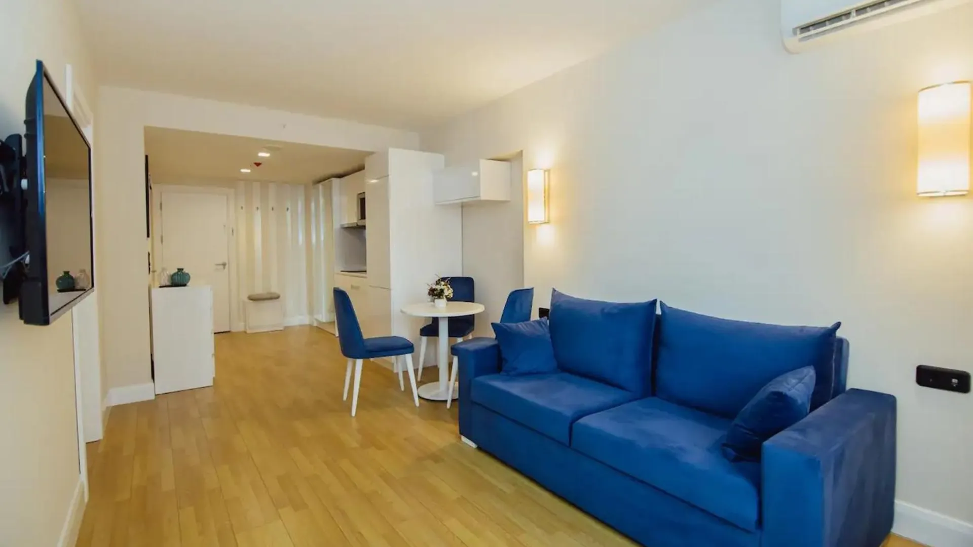 Downtown Batuml Apartment